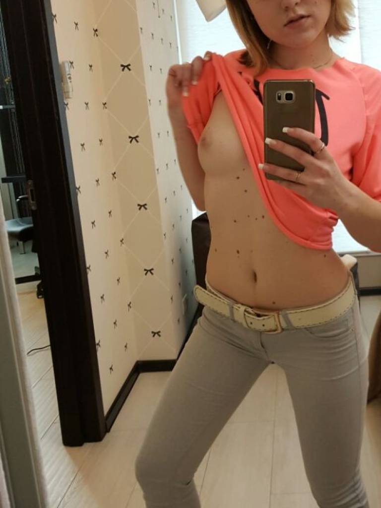 wife swapping app Brandon