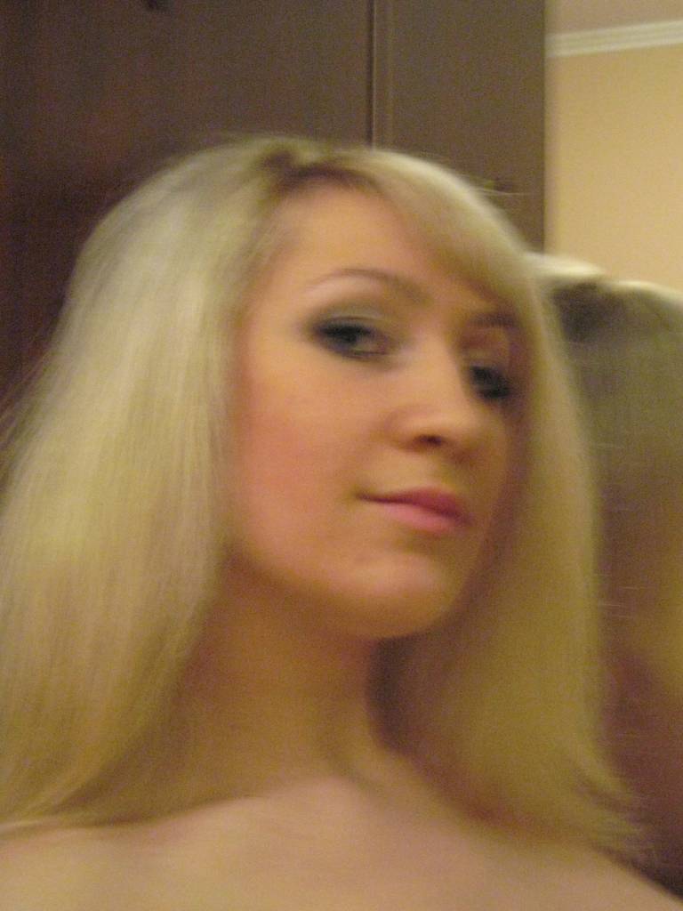 wife swapping app Bettendorf